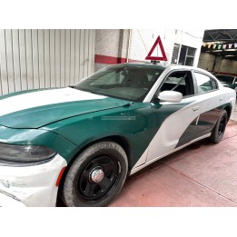 CHARGER POLICE 